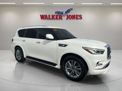 Used 2021 INFINITI QX80 Luxe w/ Cargo Package image 2