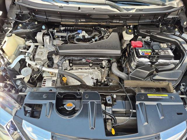 Used 2020 Nissan Rogue S FWD image 29