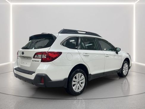 Used 2018 Subaru Outback 2.5i AWD/4WD image 5