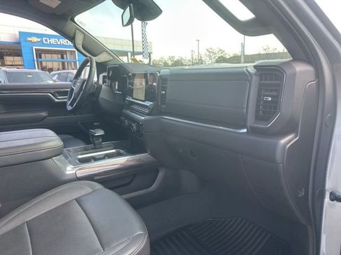 Used 2025 Chevrolet Silverado 1500 LTZ w/ Z71 Off-Road Package image 34