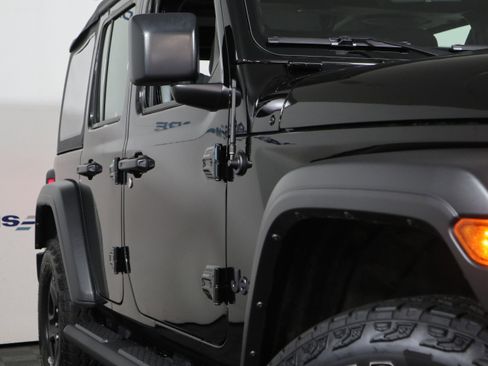 Used 2022 Jeep Wrangler Unlimited Sport image 3