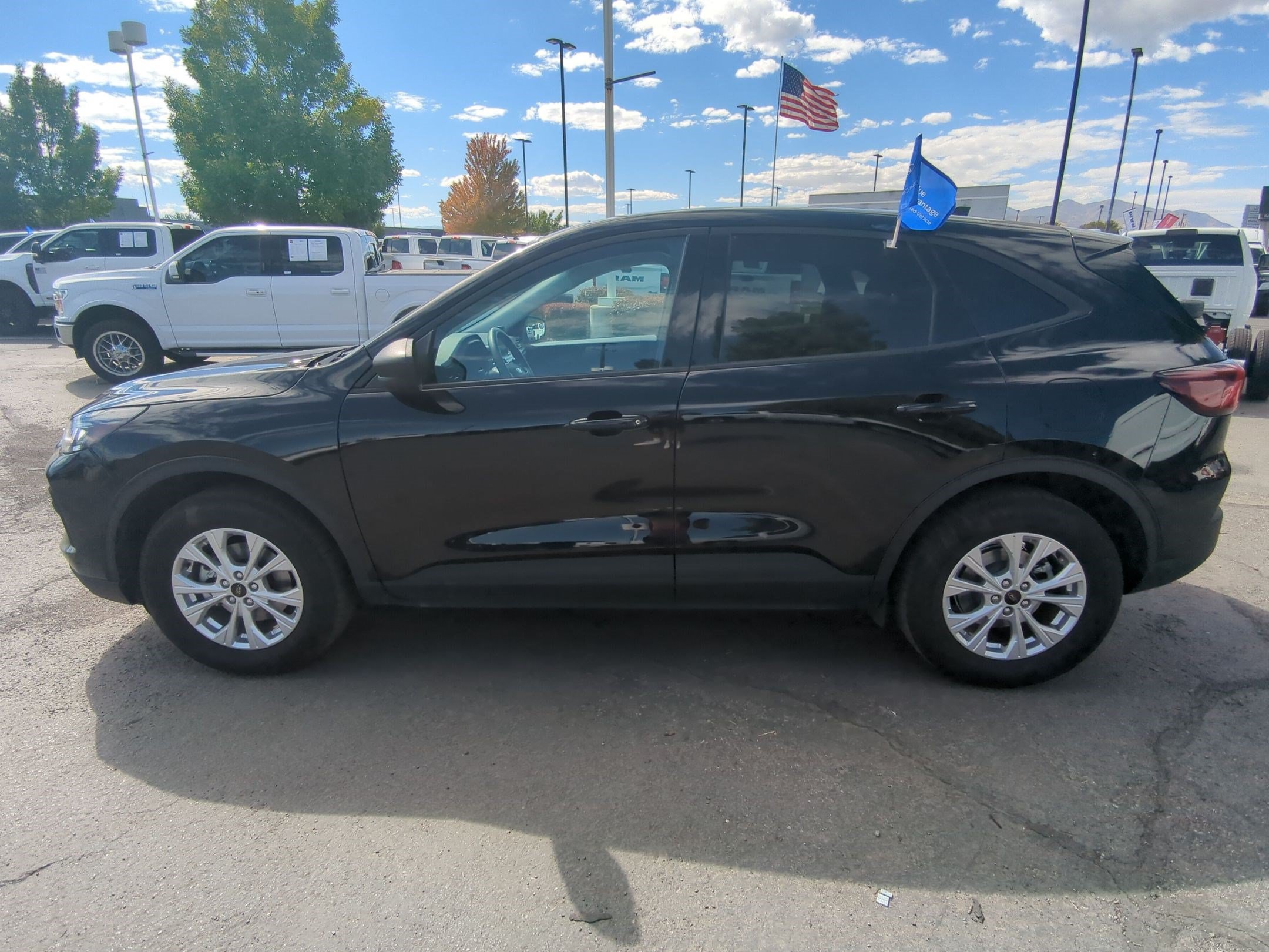 Certified 2025 Ford Escape Active AWD/4WD image 10