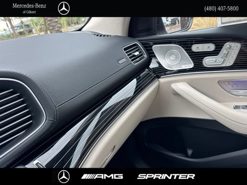 New 2026 Mercedes-Benz GLS 580 4MATIC image 31