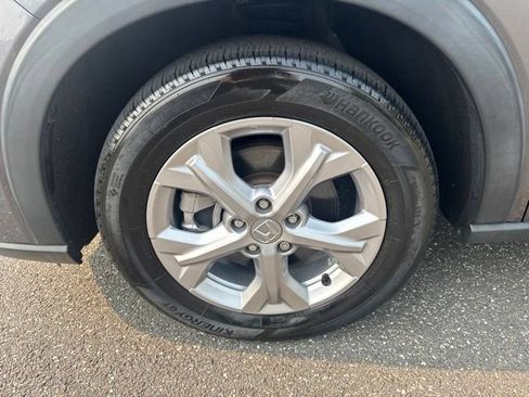 Used 2023 Honda HR-V LX image 11