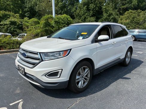 Used 2018 Ford Edge SEL w/ Equipment Group 201A FWD image 2
