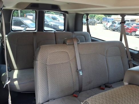 Certified 2023 Chevrolet Express 3500 LT w/ LT Preferred Equipment Group RWD image 30