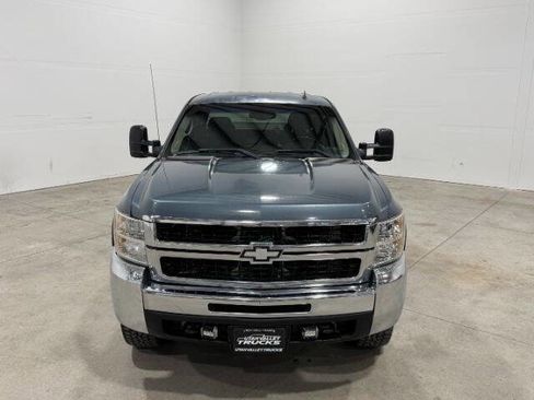 Used 2007 Chevrolet Silverado 2500 LT w/ Suspension Package, Off-Road image 4