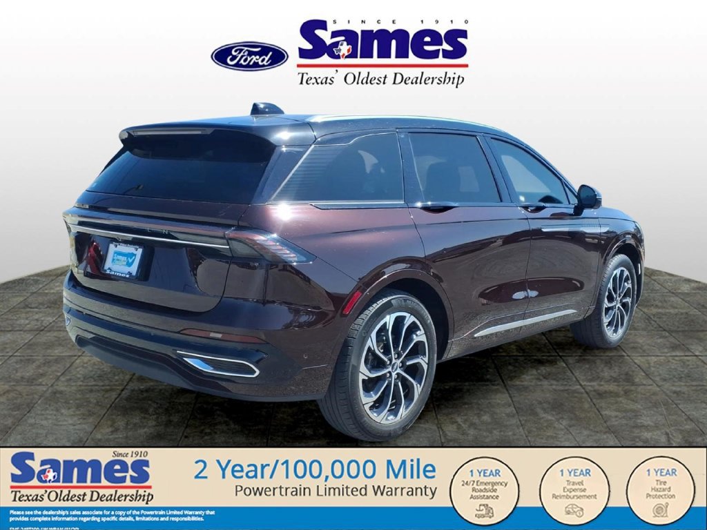 Used 2024 Lincoln Nautilus Reserve AWD/4WD image 3