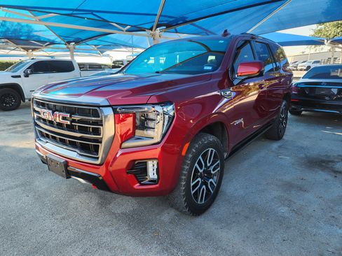 Used 2021 GMC Yukon AT4 w/ AT4 Premium Plus Package AWD/4WD image 2