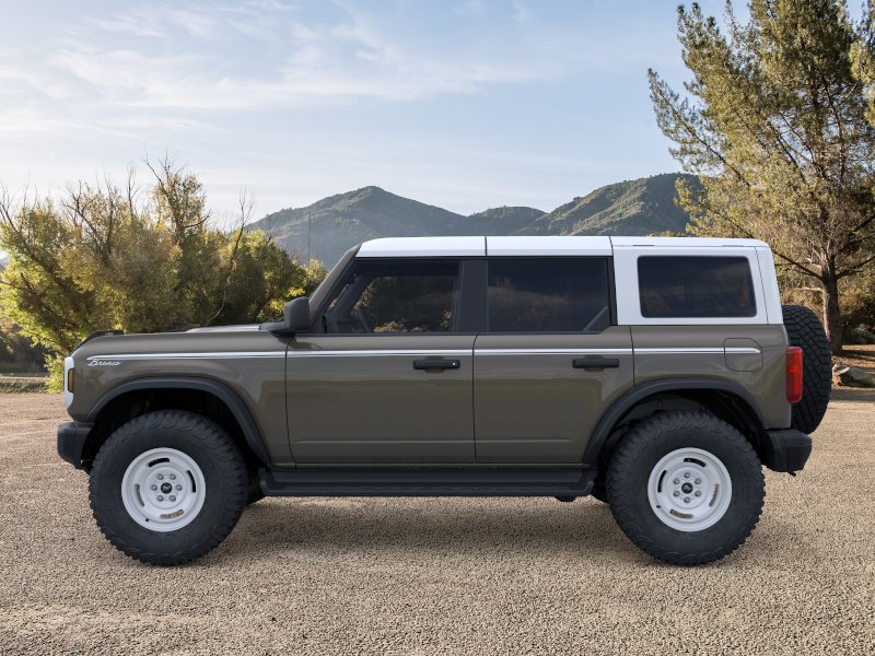 Used 2026 Ford Bronco Heritage Edition AWD/4WD image 4