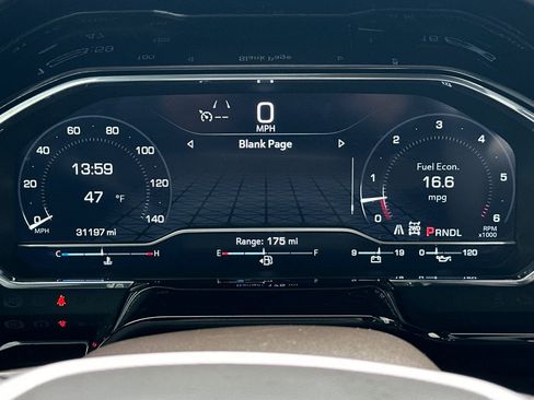 Used 2025 GMC Sierra 1500 SLT image 38