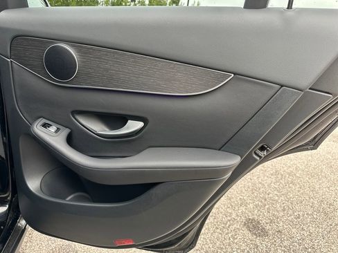 Certified 2022 Mercedes-Benz GLC 300 4MATIC w/ Premium Package Lite image 32