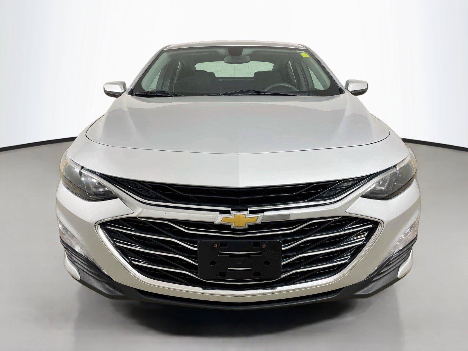 Used 2020 Chevrolet Malibu LT FWD image 3