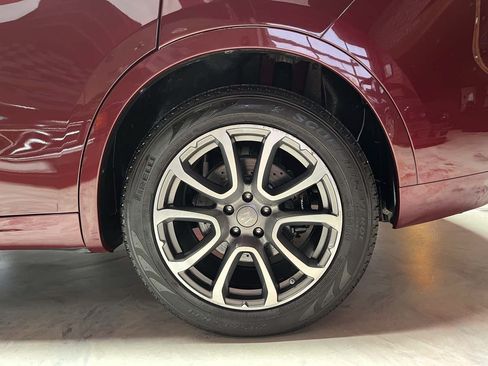 Used 2017 Maserati Levante S AWD/4WD image 31