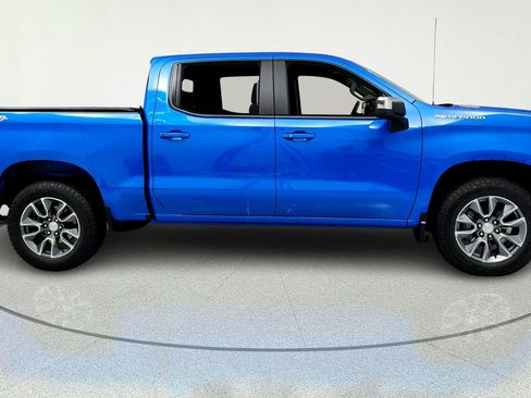 Used 2025 Chevrolet Silverado 1500 LT AWD/4WD image 6