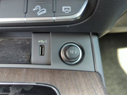 Used 2023 Audi Q5 2.0T Premium Plus w/ Premium Plus Package image 37