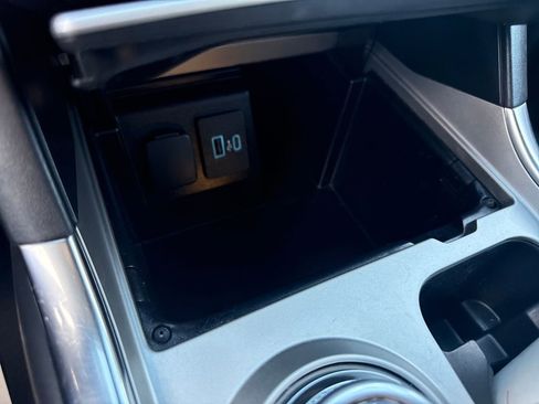 Used 2023 Ford Explorer XLT w/ Equipment Group 202A image 35