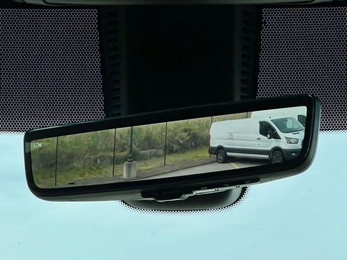 Used 2025 Mercedes-Benz Sprinter 2500 image 28