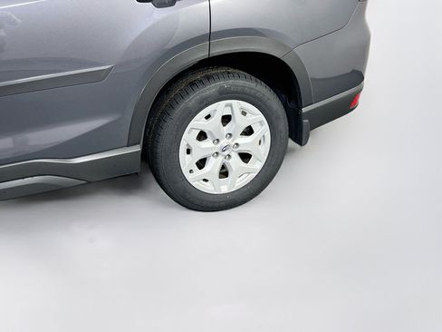 Used 2023 Subaru Forester AWD/4WD image 28