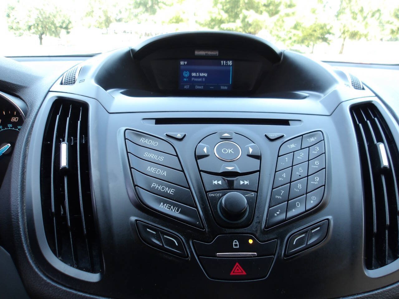 Used 2015 Ford Escape SE FWD image 13