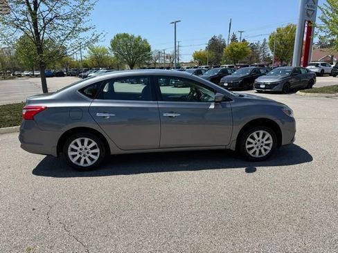 Used 2017 Nissan Sentra S FWD image 4