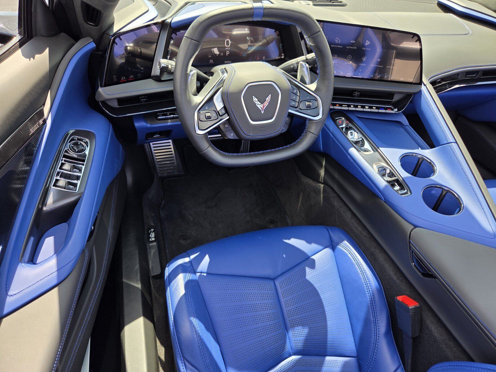 New 2026 Chevrolet Corvette Stingray Premium Conv w/ Z51 Performance Package RWD image 6