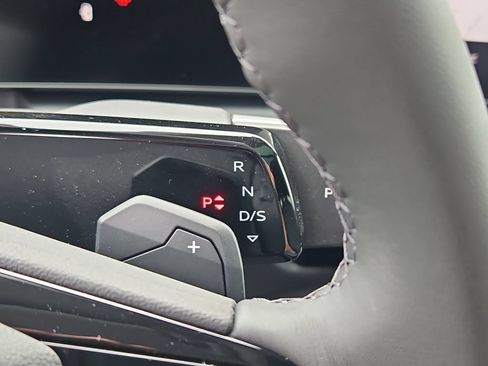 New 2026 Audi Q3 quattro 2.0T AWD/4WD image 21