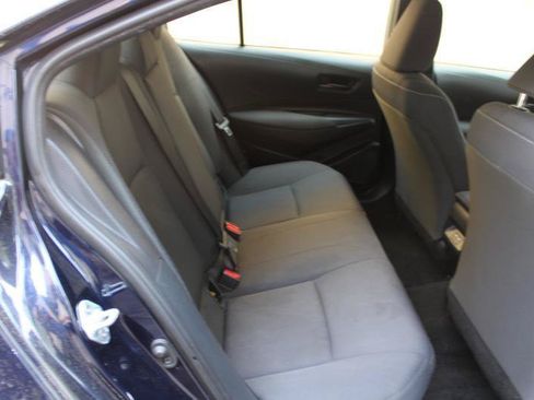 Used 2023 Toyota Corolla LE FWD image 11