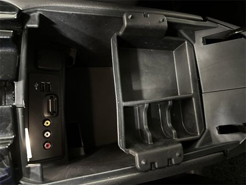 Used 2015 Ford Fusion Titanium image 38