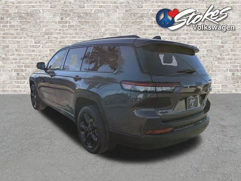 Used 2024 Jeep Grand Cherokee L Altitude image 6