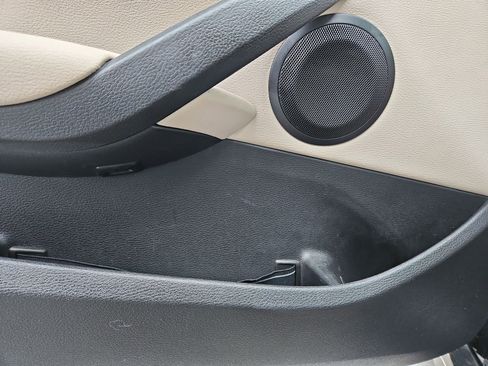 Used 2013 BMW X1 xDrive28i image 16