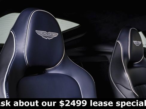 Used 2025 Aston Martin V8 Vantage Coupe image 18