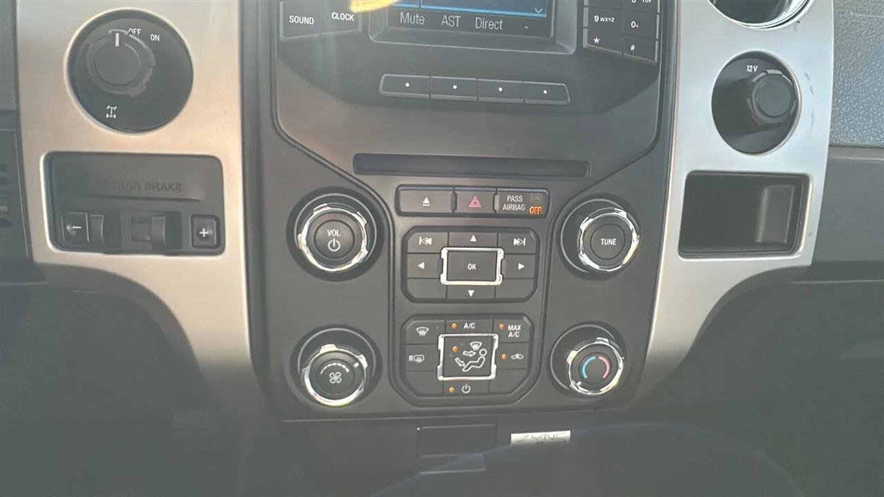Used 2013 Ford F150 XLT w/ Luxury Equipment Group RWD image 44