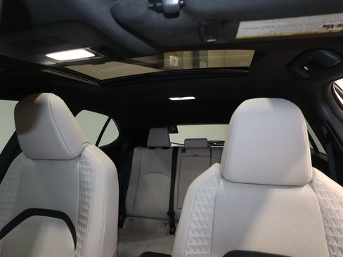 Used 2022 Lexus UX 200 w/ Premium Package image 17