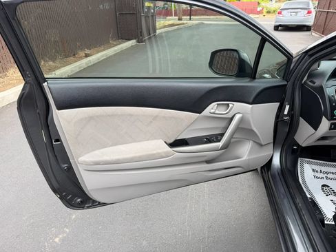 Used 2013 Honda Civic LX image 10