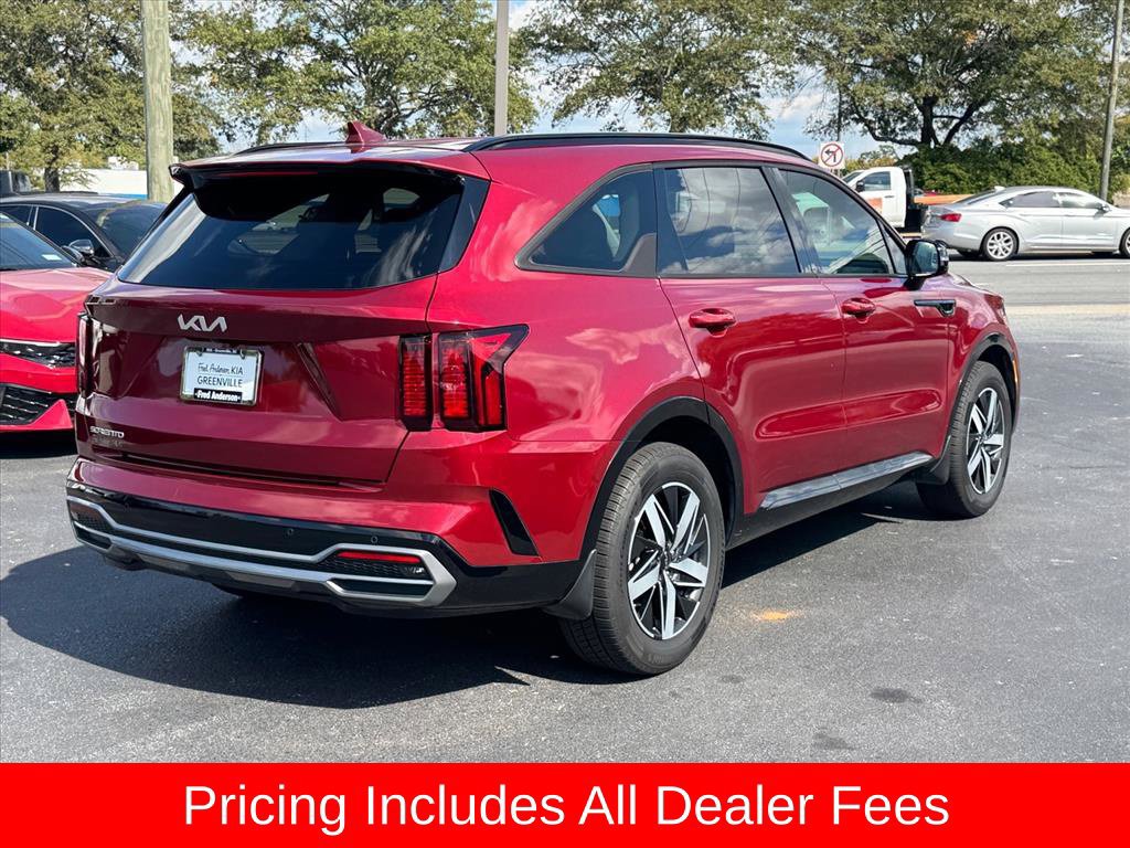 Used 2023 Kia Sorento S FWD image 3