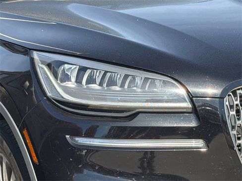 Used 2023 Lincoln Aviator AWD w/ Premium Package image 15