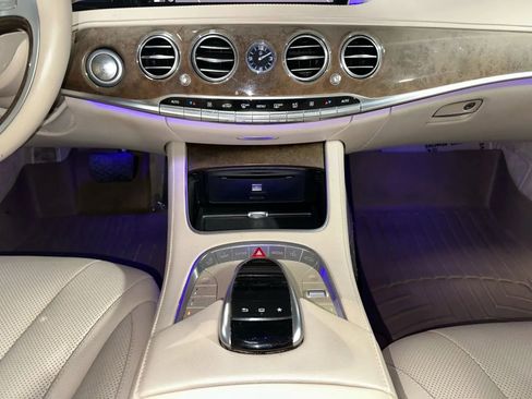 Used 2015 Mercedes-Benz S 550 Sedan image 18