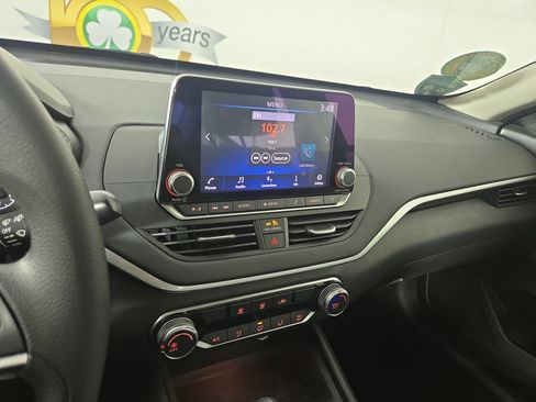 Used 2022 Nissan Altima 2.5 SV image 20