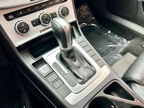 Used 2014 Volkswagen CC Sport FWD image 24