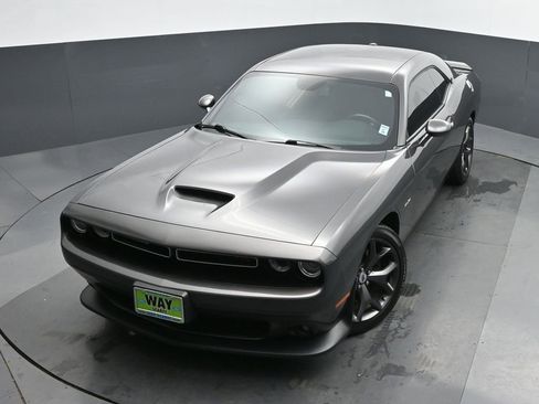 Used 2019 Dodge Challenger R/T image 33