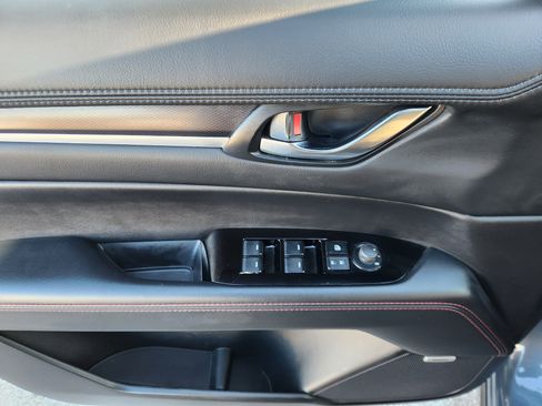 Certified 2023 MAZDA CX-5 Carbon Edition image 17