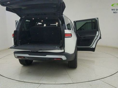 Used 2024 Rivian R1S Adventure AWD/4WD image 76