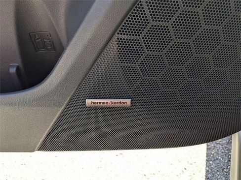 New 2025 Subaru Crosstrek 2.5i Limited w/ Popular Package #3A image 29