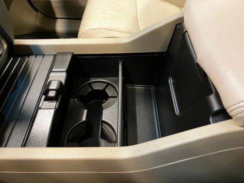 Used 2015 Honda Pilot Touring image 22