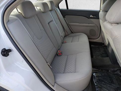 Used 2010 Ford Fusion S image 17
