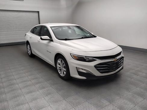 Used 2020 Chevrolet Malibu LT FWD image 13