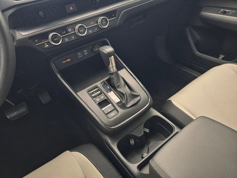 Used 2025 Honda CR-V EX image 16