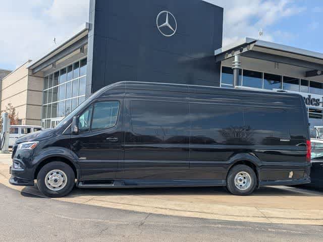 Used 2024 Mercedes-Benz Sprinter 3500 image 6