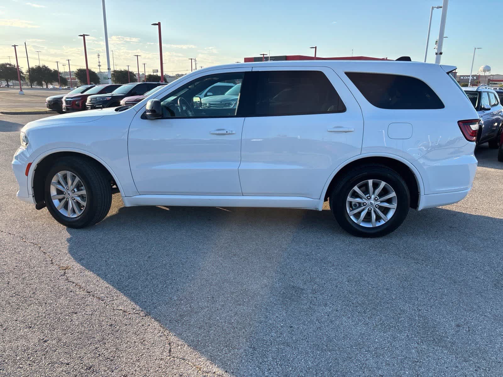 Used 2025 Dodge Durango GT RWD image 9